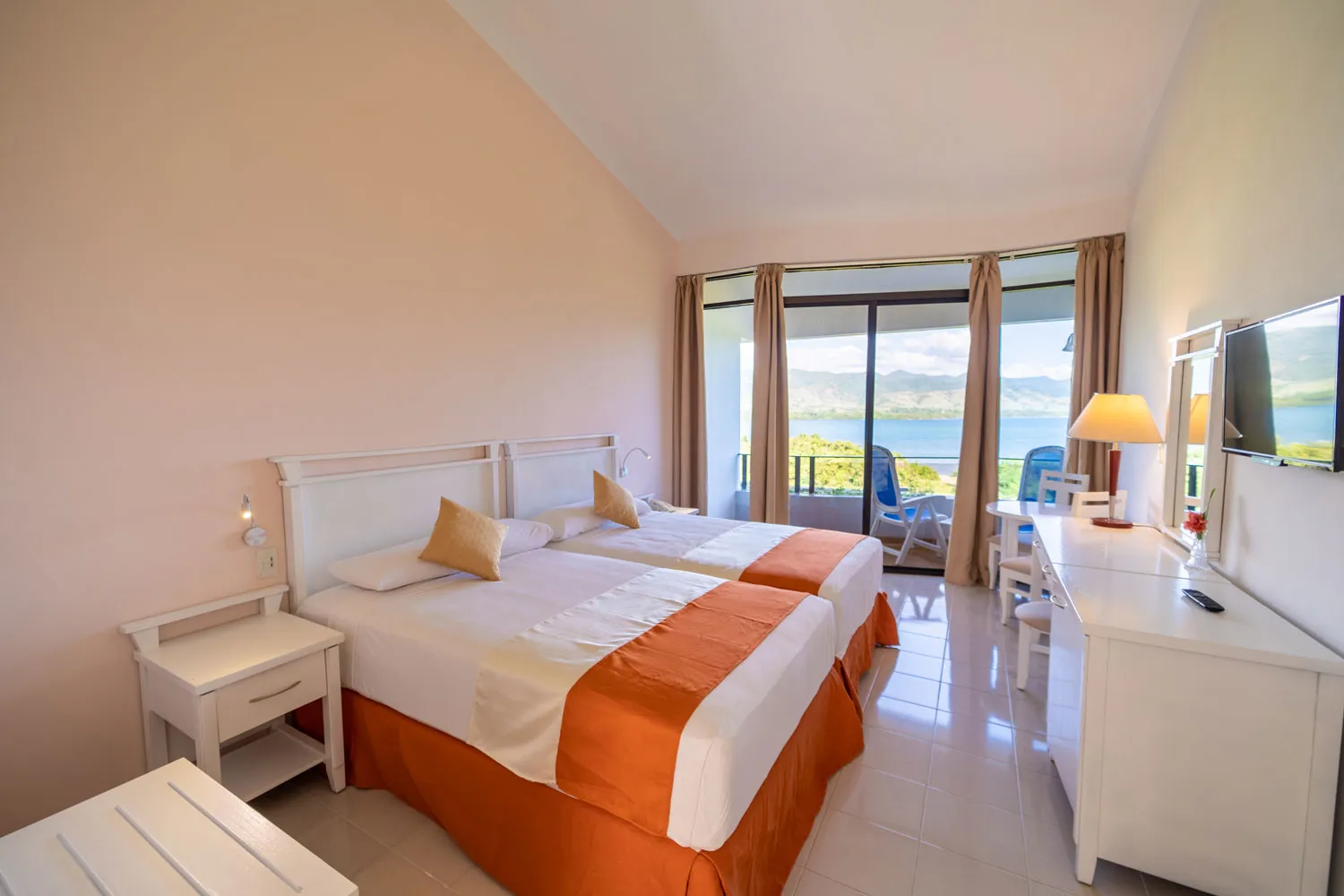 Image by Resonance Blu Marea del Portillo